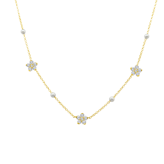Bloom and pearl necklace
