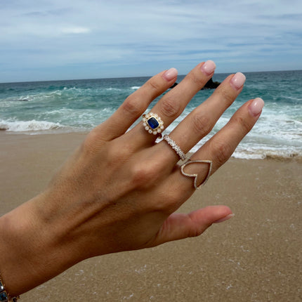 Blue sapphire milgrain 