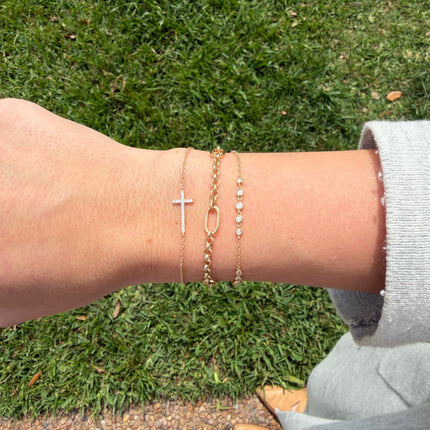 Cross Bracelet Lifestyle1