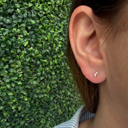 Curve Stud