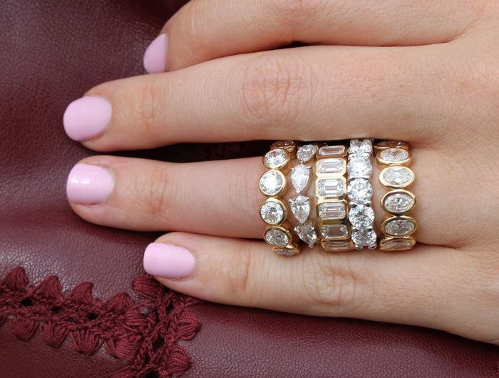 <h2>Meet Your New</h2><h2><em>Diamond Bands</em></h2>