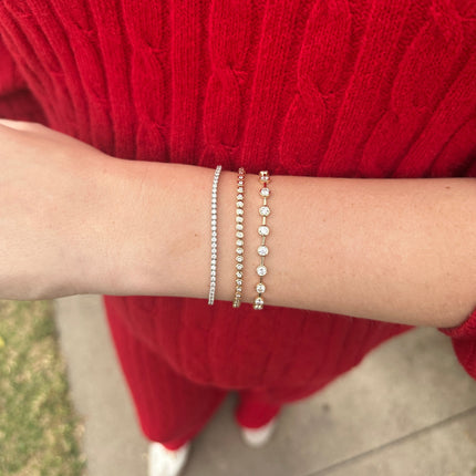 Lab-Grown Bezel Set Tennis Bracelet Lifestyle 5