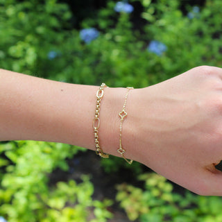 Lindsey Leigh Jewelry Rolo Chain Station Link Bracelet Lifestyle
