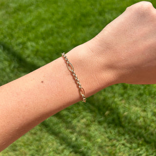 Lindsey Leigh Jewelry Rolo Chain Station Link Bracelet Lifestyle 2
