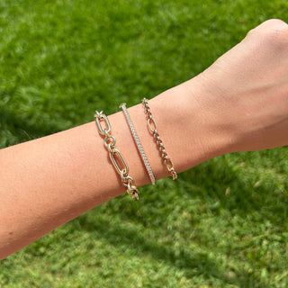 Lindsey Leigh Jewelry Rolo Chain Station Link Bracelet Lifestyle 5
