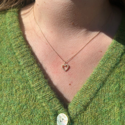 Pearl Heart Necklace Lifestyle 2