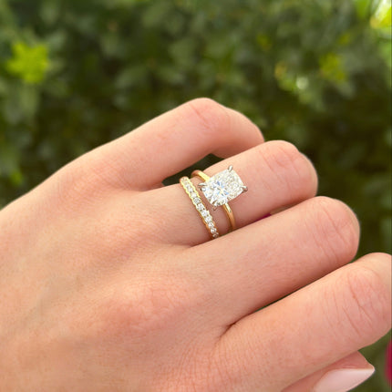 Wavy Channel Set Diamond Band Lifestyle 1