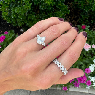 Alternating Round & Flower Diamond Band  Lindsey Leigh Jewelry.
