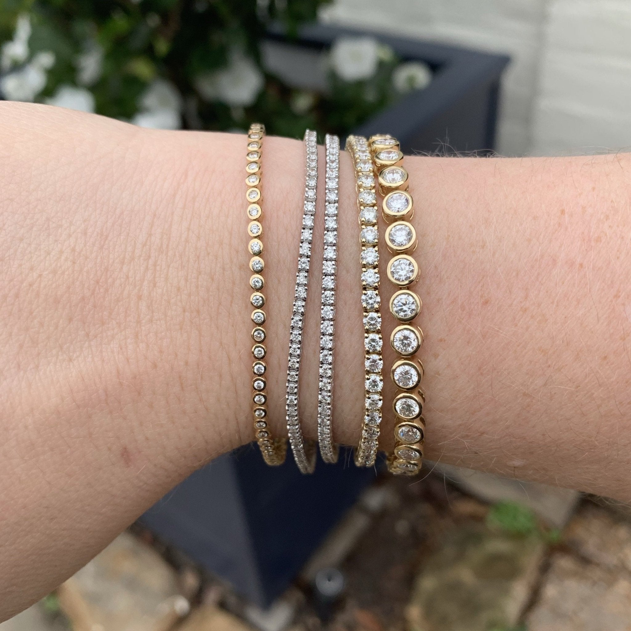 Amazon.com: 14k Gold Diamond Solitaire Bracelet - Brilliant Cut Bezel  Setting - Genuine 0.05Ct, 0.10Ct, 0.15Ct Diamond Bracelet - Elegant Jewelry  for Women and Girls : Handmade Products