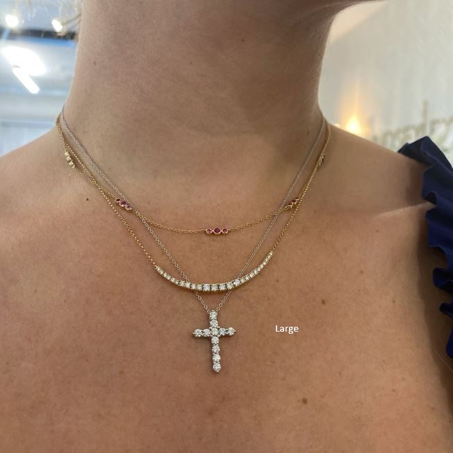 Cross pendant in platinum with diamonds, small. | Tiffany & Co.