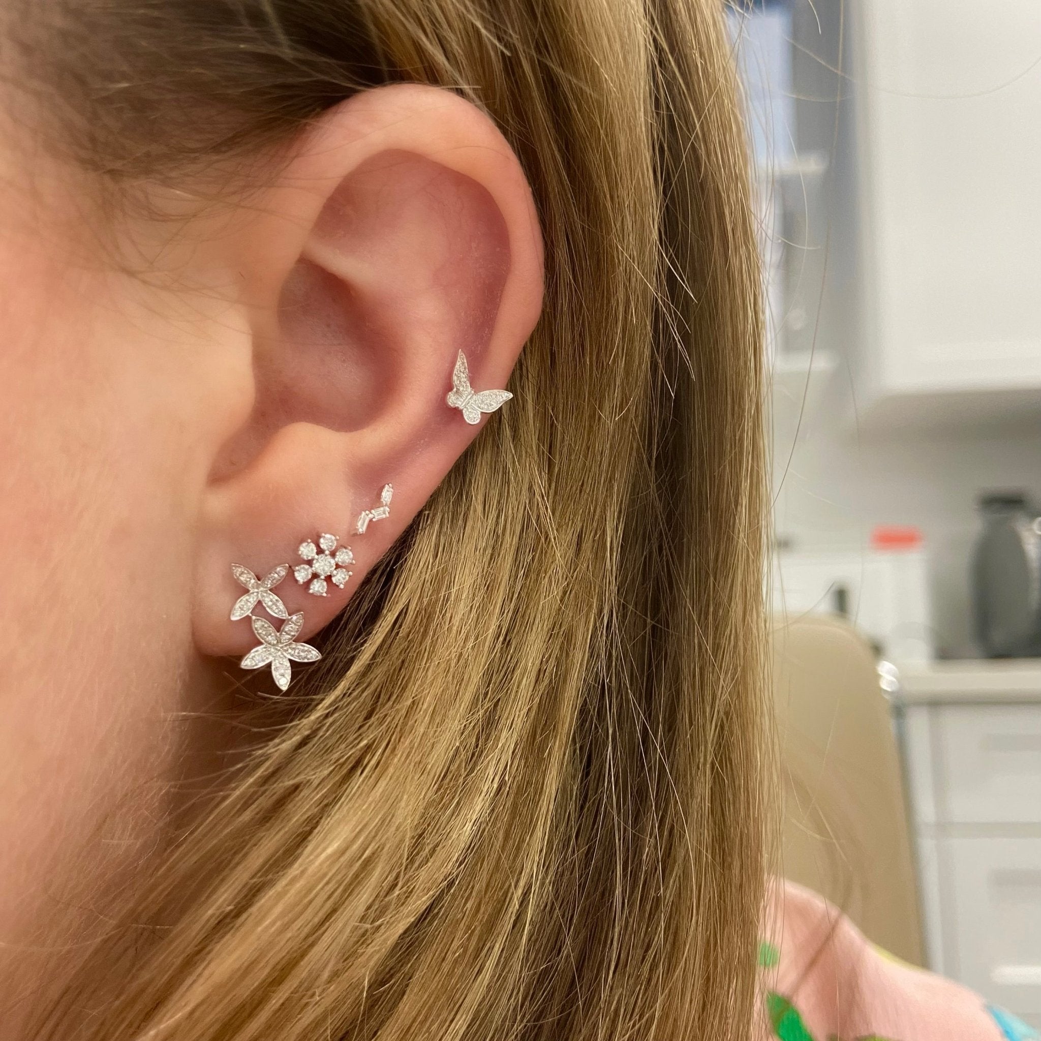 Small flower shop stud earrings