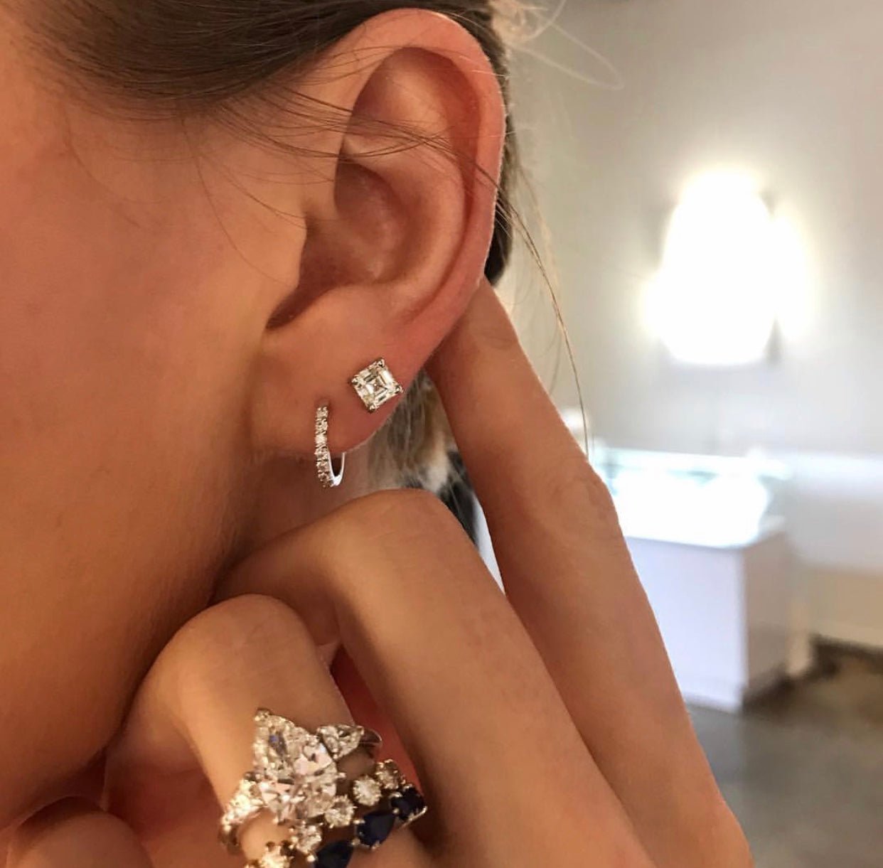 Platinum Diamond Small Hoop Huggy Earrings – Chris Correia